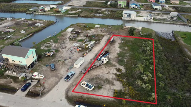 $139,900 | 1916 Bosarge Street, Crystal Beach, TX 77650