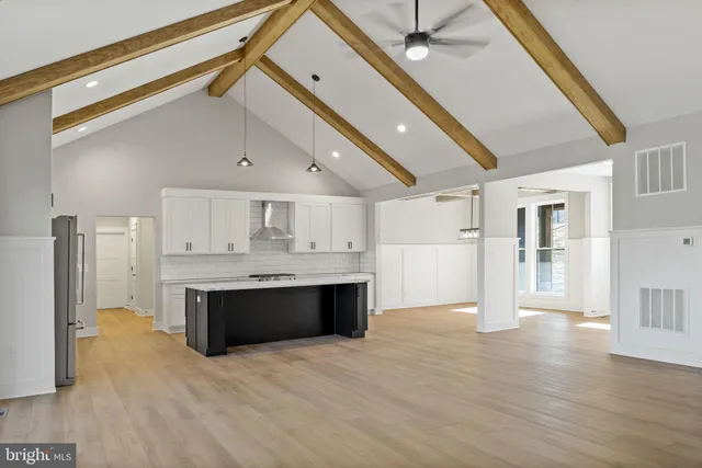 $949,999 | Mistletoe Lane, Shepherdstown, WV 25443