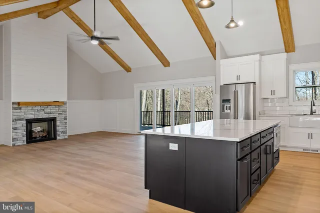 $949,999 | Mistletoe Lane, Shepherdstown, WV 25443