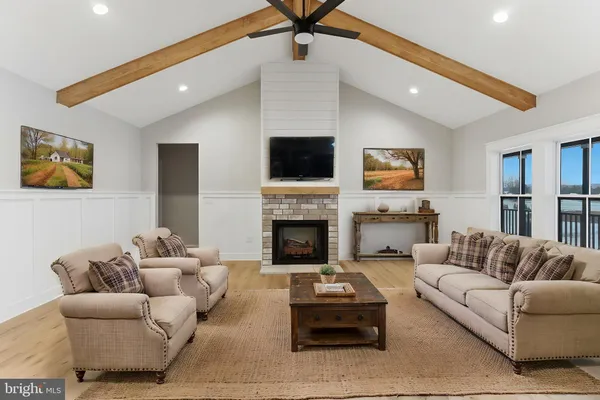 $949,999 | Mistletoe Lane, Shepherdstown, WV 25443
