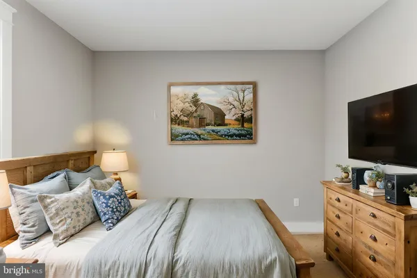 $949,999 | Mistletoe Lane, Shepherdstown, WV 25443