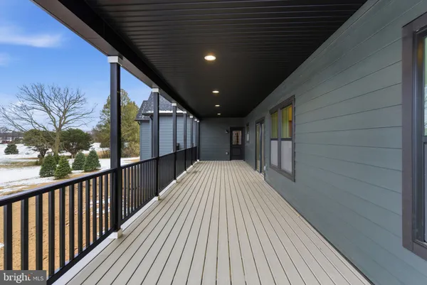 $949,999 | Mistletoe Lane, Shepherdstown, WV 25443