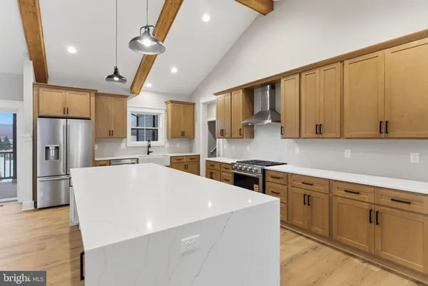 $949,999 | Mistletoe Lane, Shepherdstown, WV 25443
