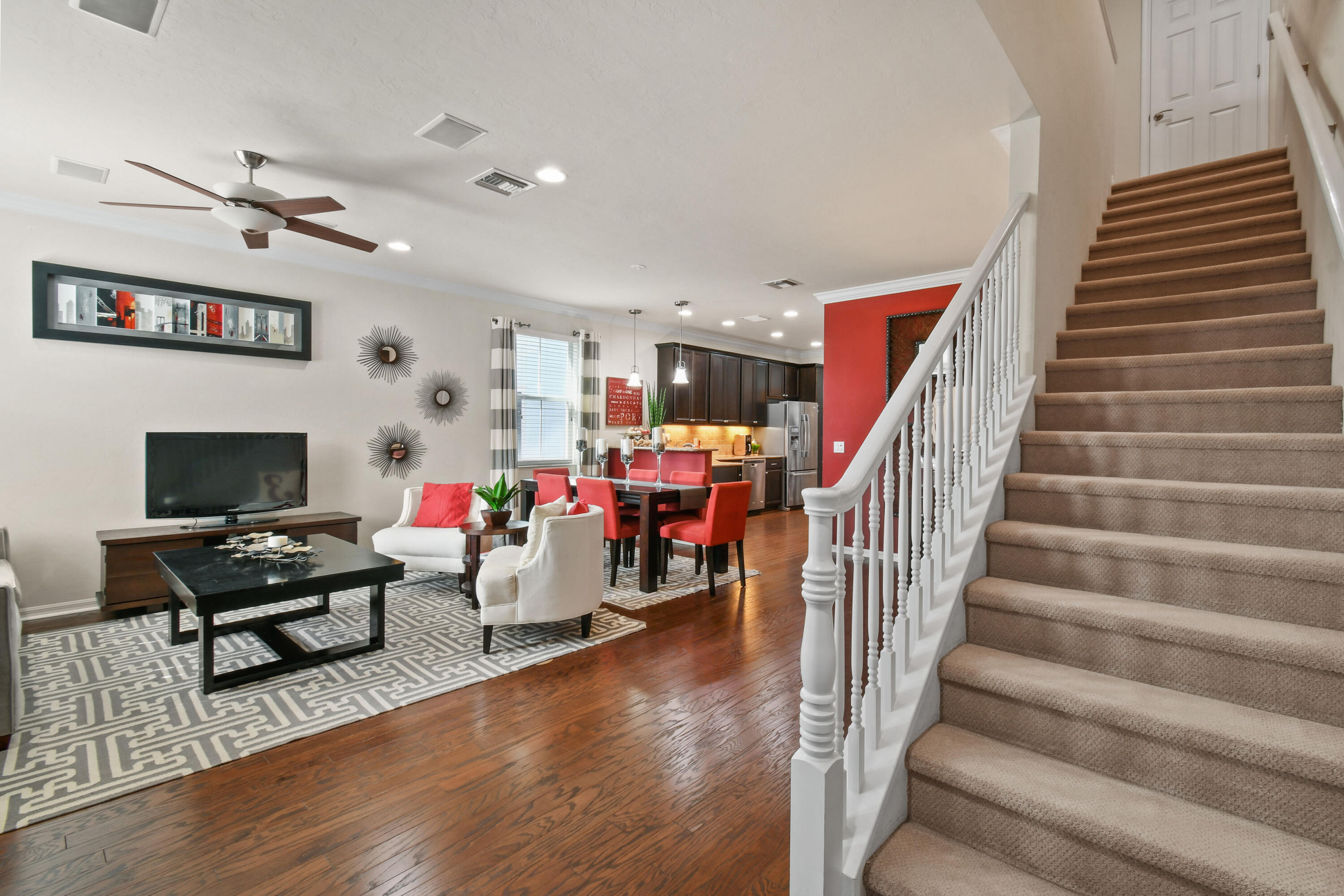 1223CommunityDr(4)