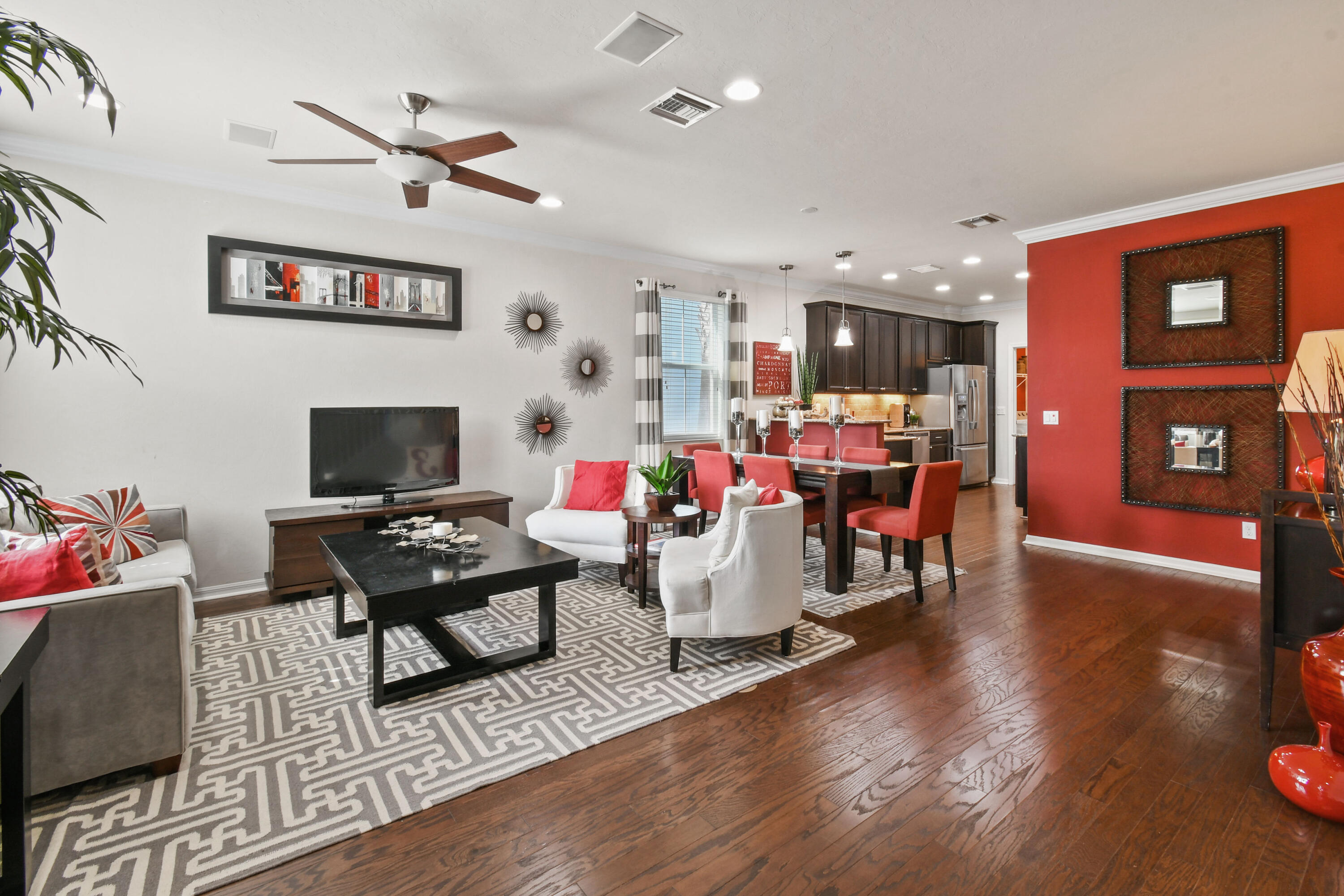 1223CommunityDr(5)