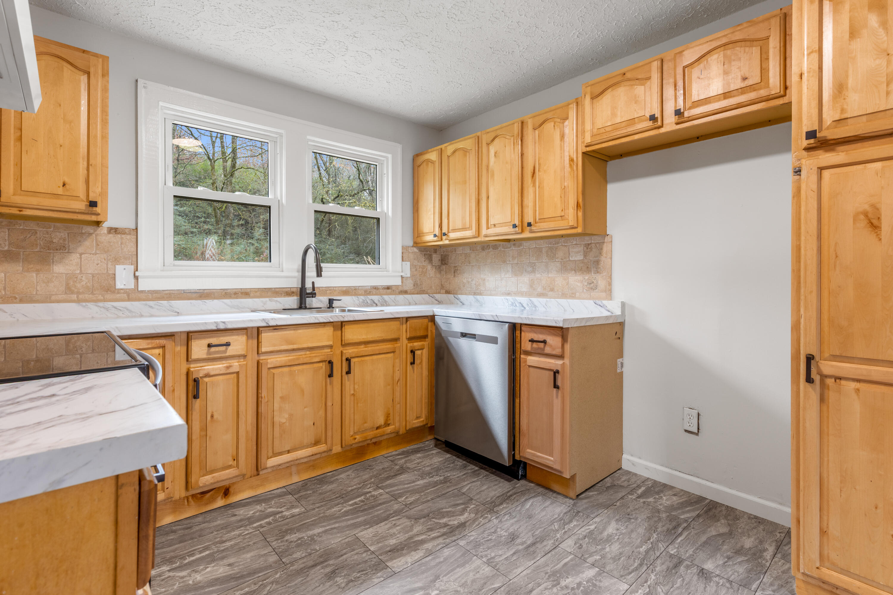 123 Jamestown Road Chattanooga, TN 37416 - Photo 16 of 34 jamestown-7