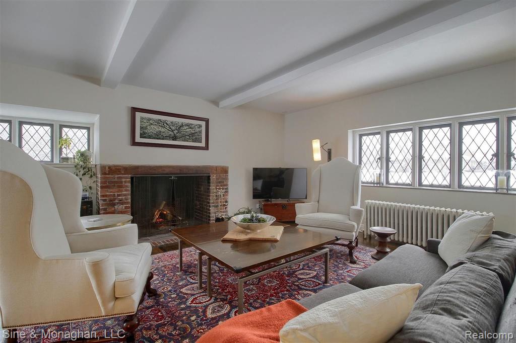 1017 Lake Shore Road Grosse Pointe Shores, MI 48236 - Photo 8 of 55