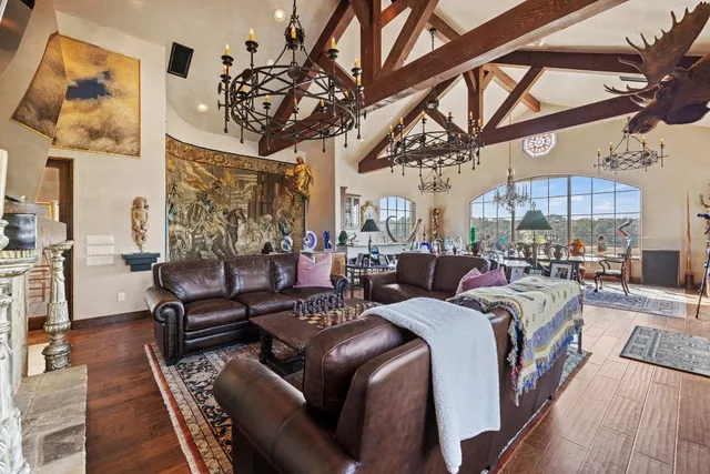 $4,250,000 | 5801 Mount Gainor Road, Wimberley, TX 78676