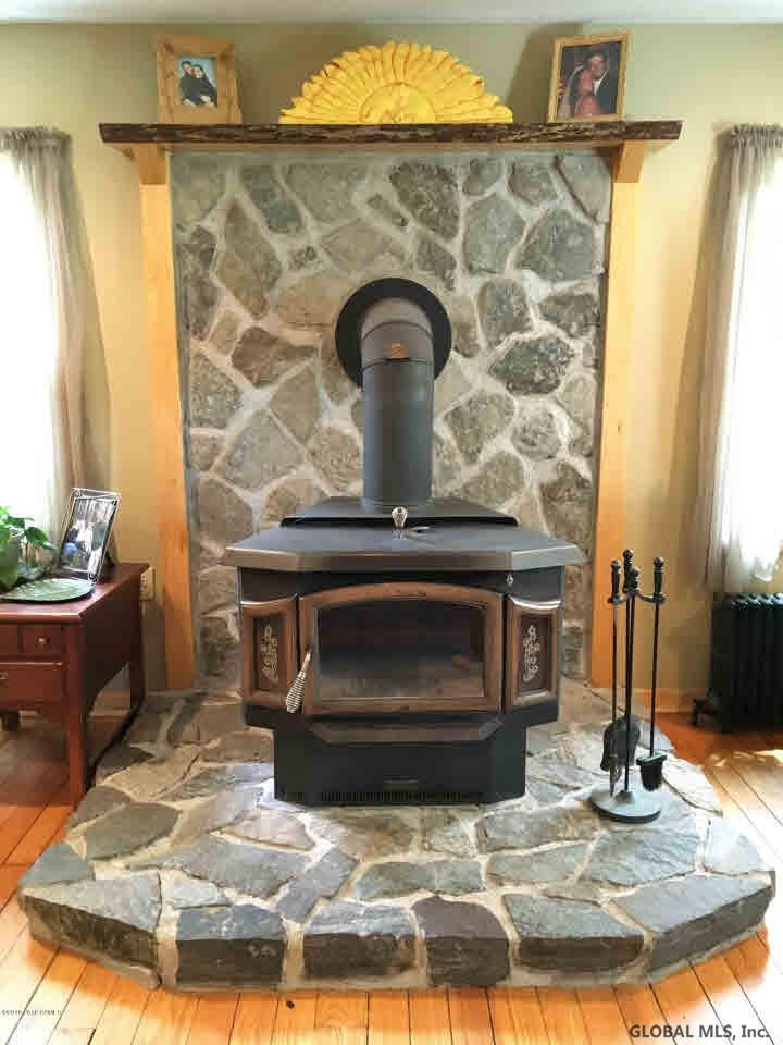 1104 Ridge Road Queensbury, NY 12804 - Photo 5 of 30 Photo 5