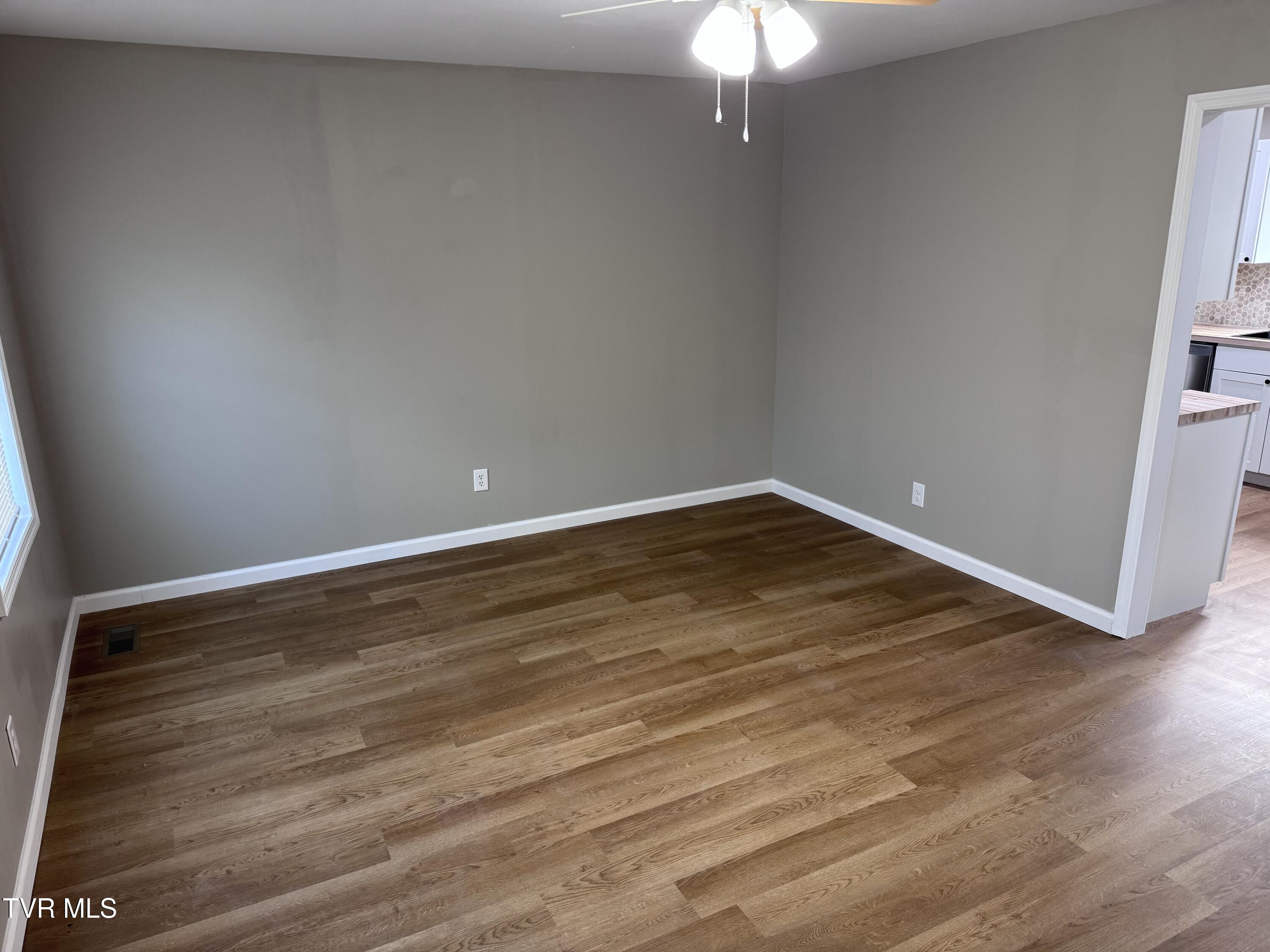 230 Hamilton Road Elizabethton, TN 37643 - Photo 14 of 14 IMG_2612