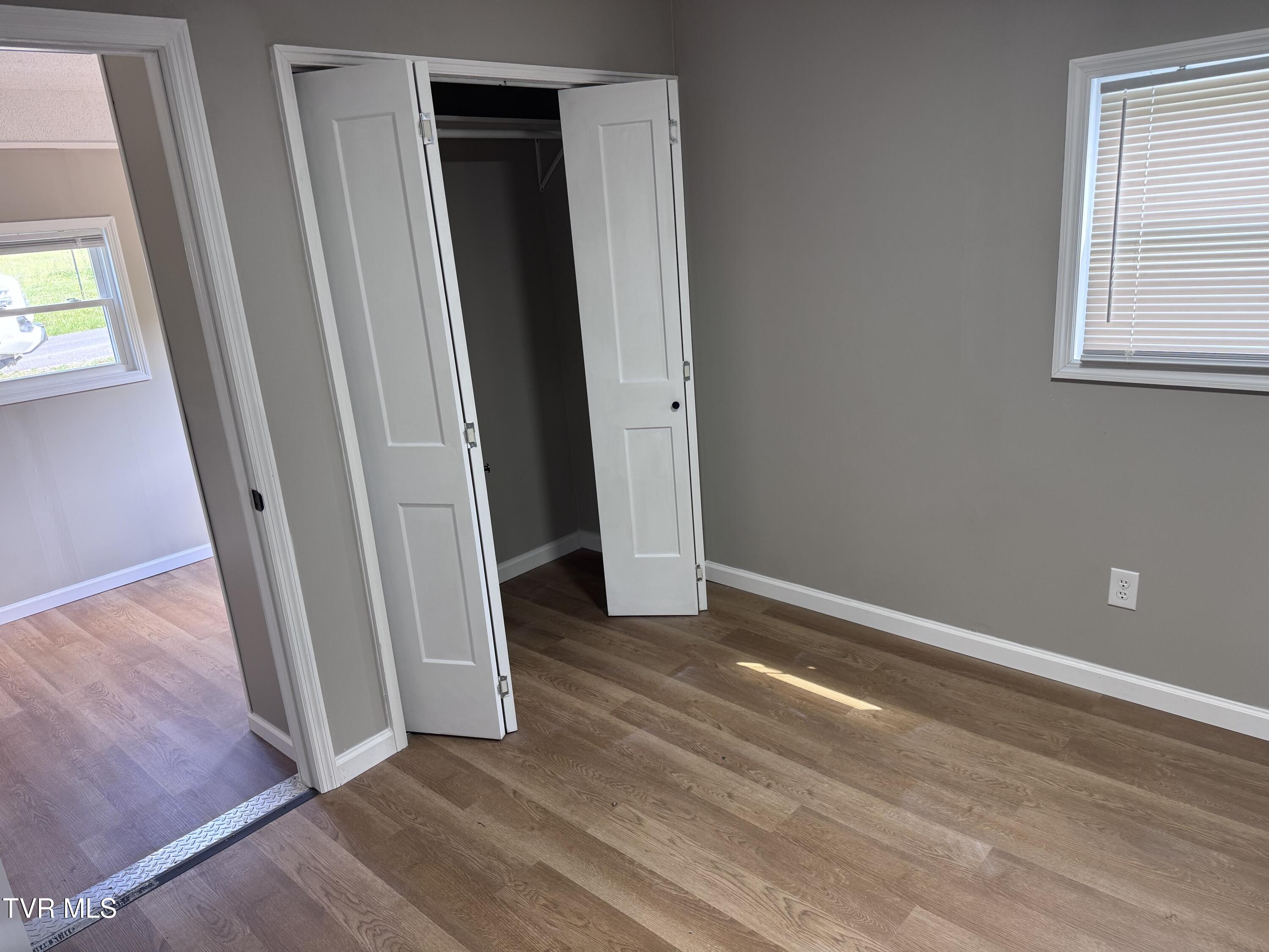 230 Hamilton Road Elizabethton, TN 37643 - Photo 9 of 14 IMG_2617