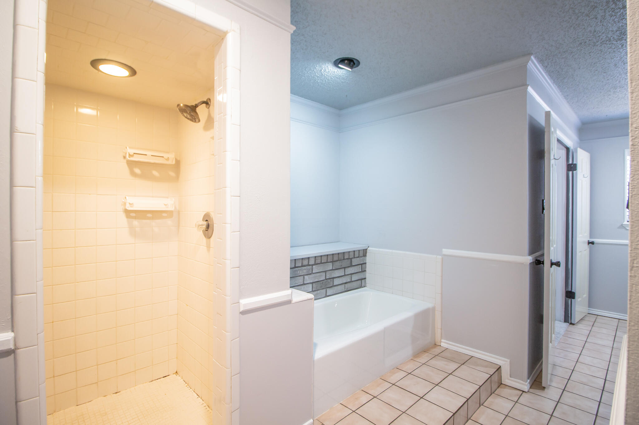 3401 89th Street Lubbock, TX 79423 - Photo 11 of 16 Bathroom 3