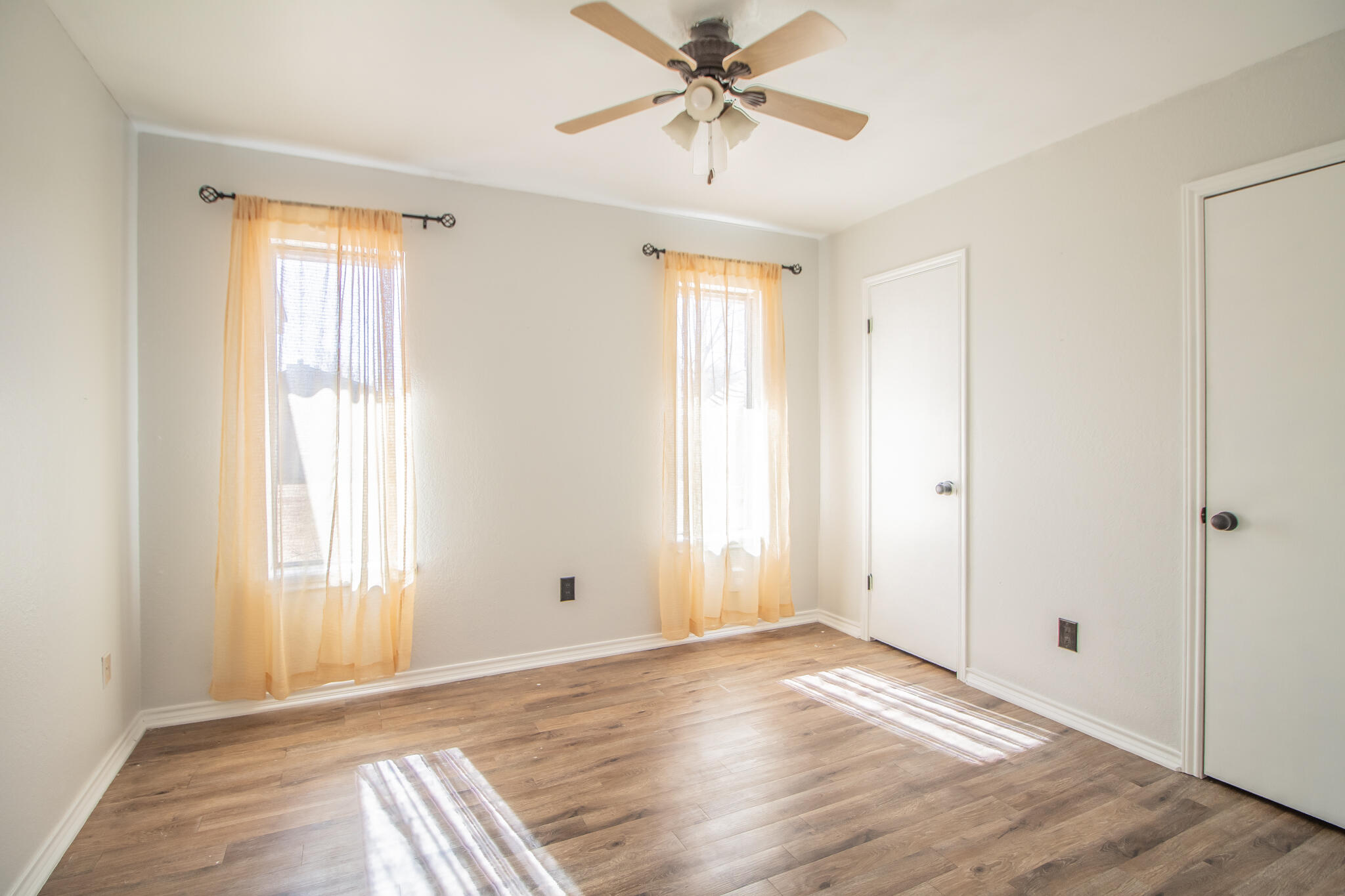 3401 89th Street Lubbock, TX 79423 - Photo 12 of 16 Second Bedroom