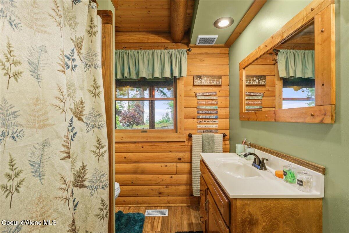 14751 North Smith Avenue Rathdrum, ID 83858 - Photo 15 of 44 32-Full Bathroom