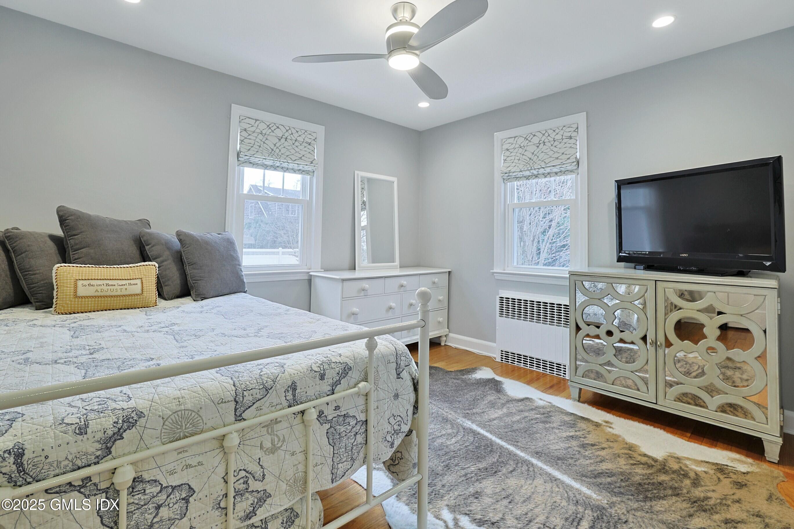 10 Rex Street Greenwich, CT 06831 - Photo 12 of 34 Q67A5812_13875559