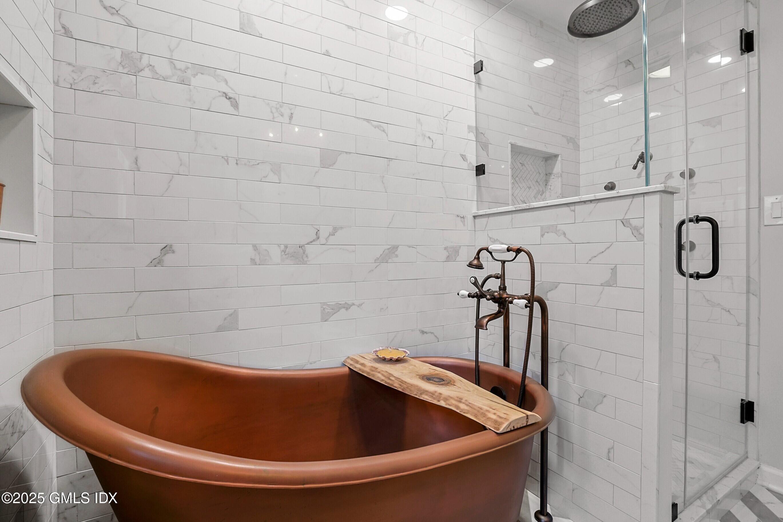 10 Rex Street Greenwich, CT 06831 - Photo 15 of 34 Q67A5808_13875556