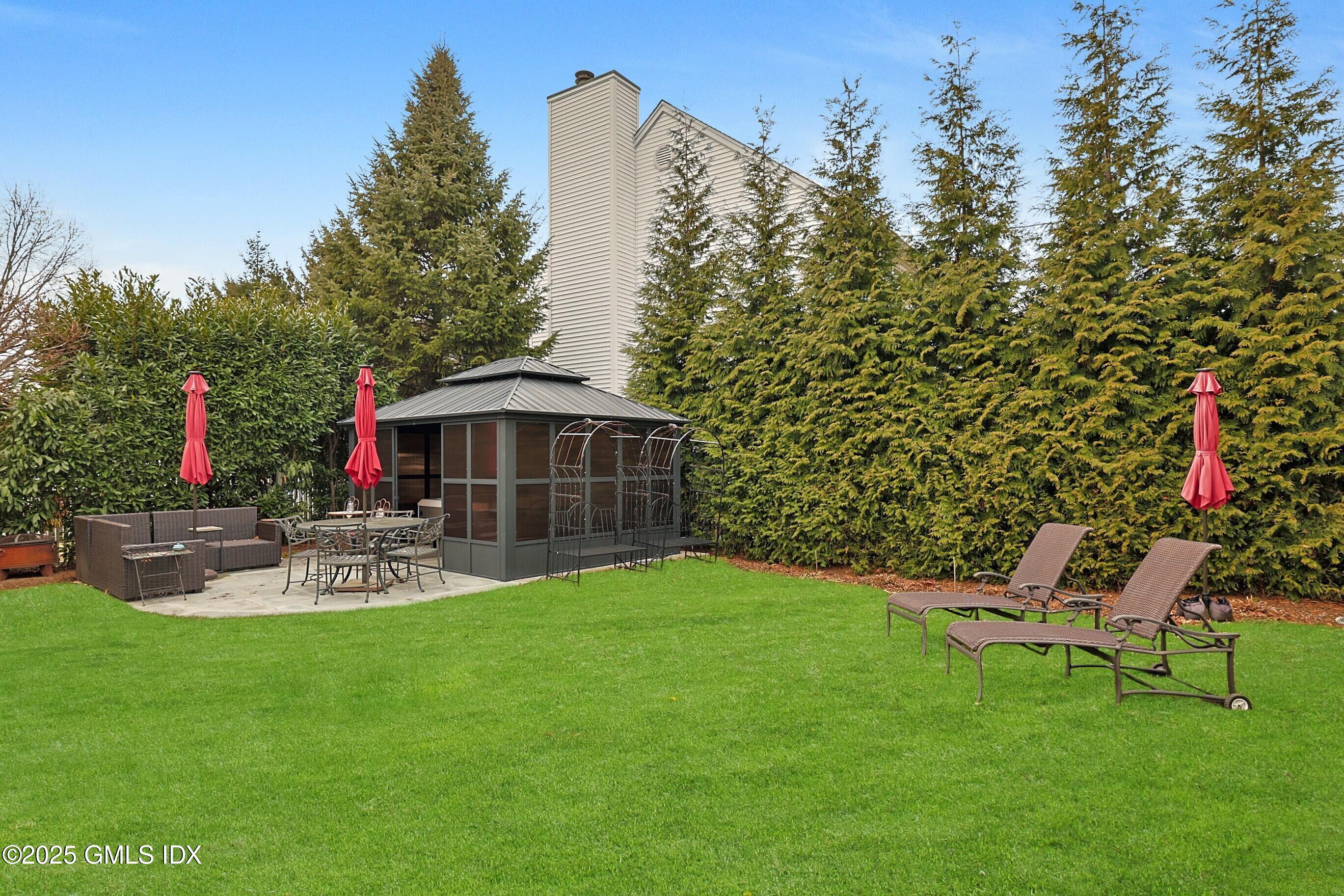 10 Rex Street Greenwich, CT 06831 - Photo 31 of 34 Q67A5842_13875579