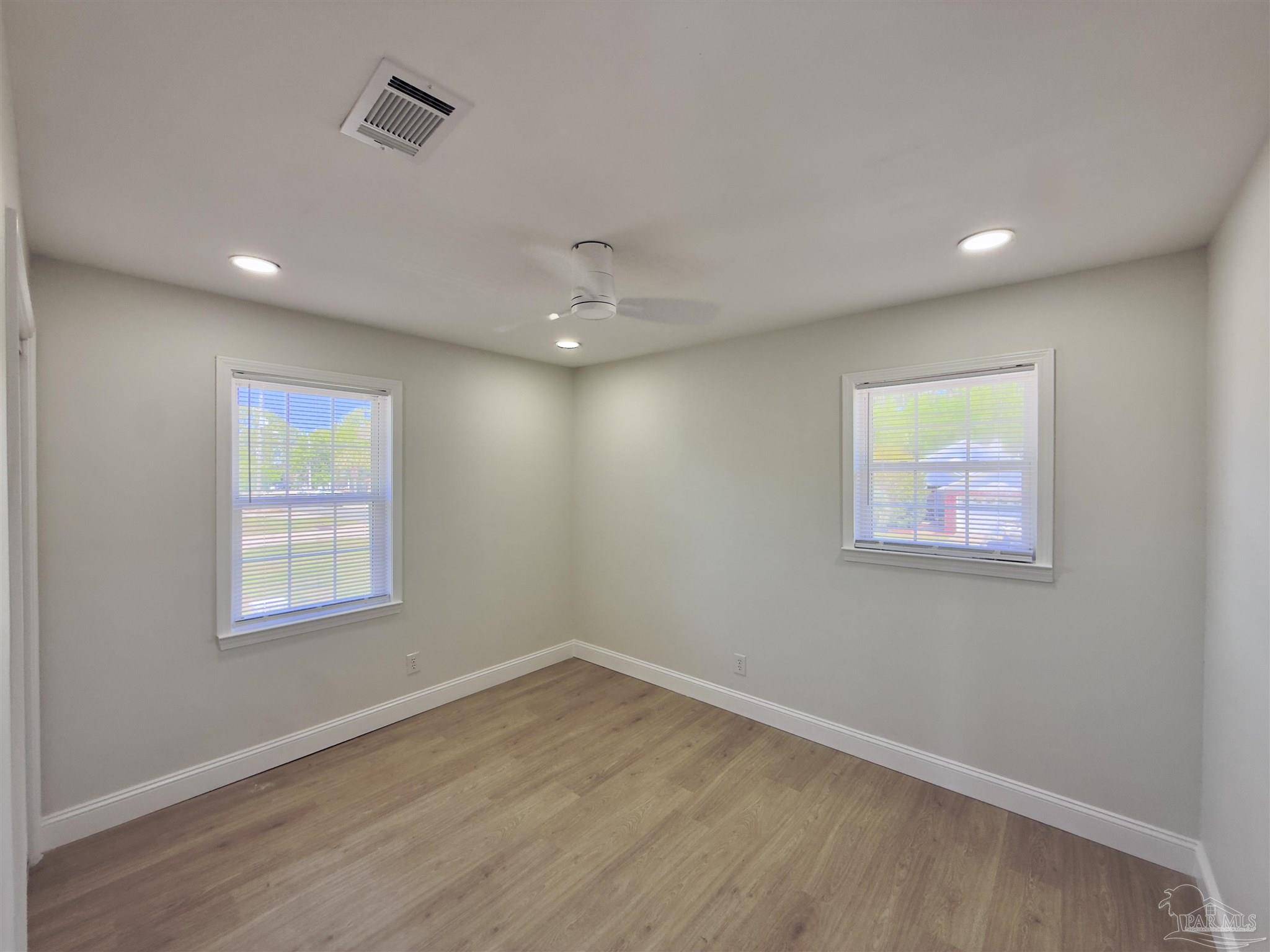 1613 Stanford Road Gulf Breeze, FL 32563 - Photo 17 of 48