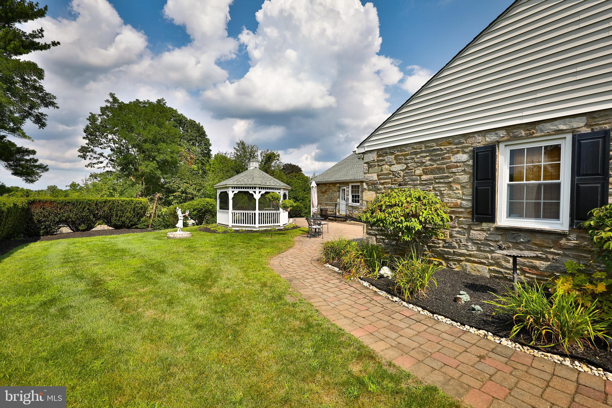 496 Holly Road Blue Bell, PA 19422 - Photo 30 of 37 Gallery Image 30