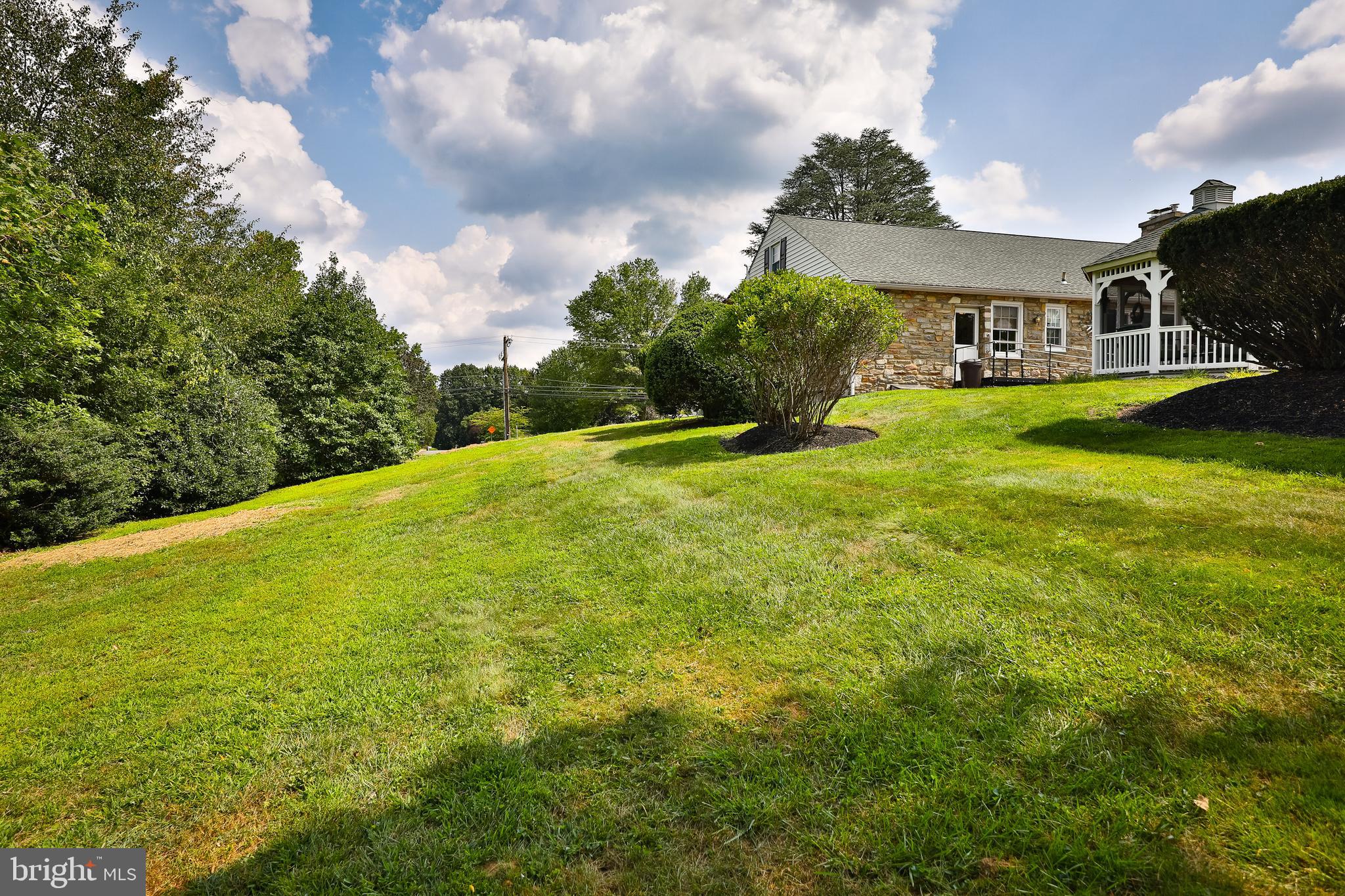 496 Holly Road Blue Bell, PA 19422 - Photo 35 of 37 Gallery Image 35