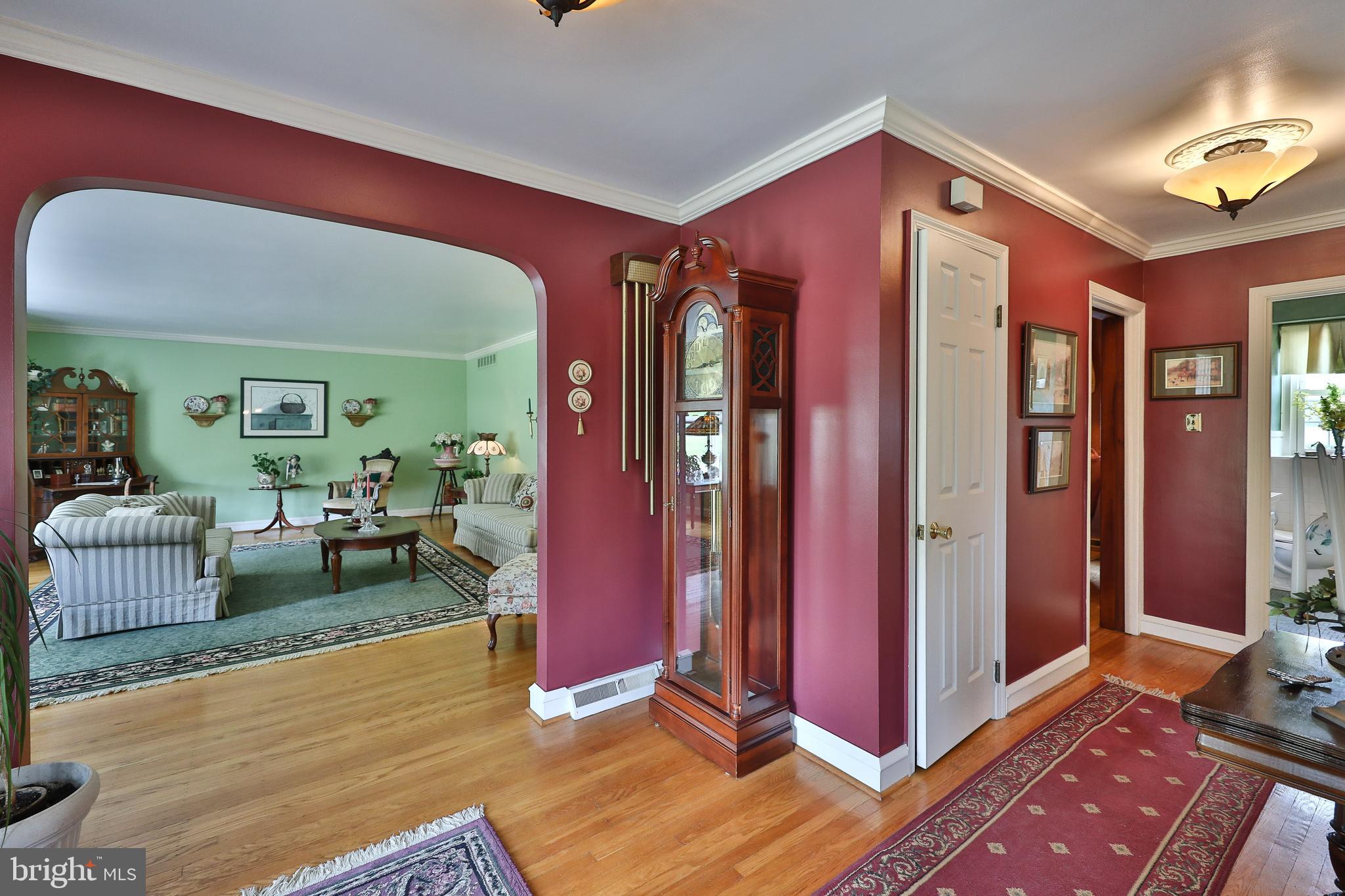 496 Holly Road Blue Bell, PA 19422 - Photo 5 of 37 Gallery Image 5