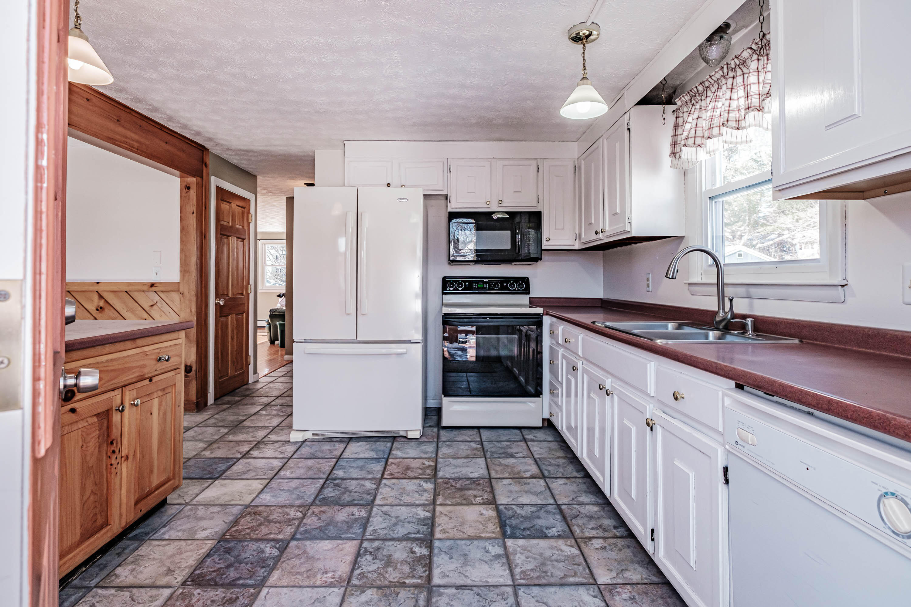 9 Colony Road Westbrook, ME 04092 - Photo 6 of 36 20230224gp-60013