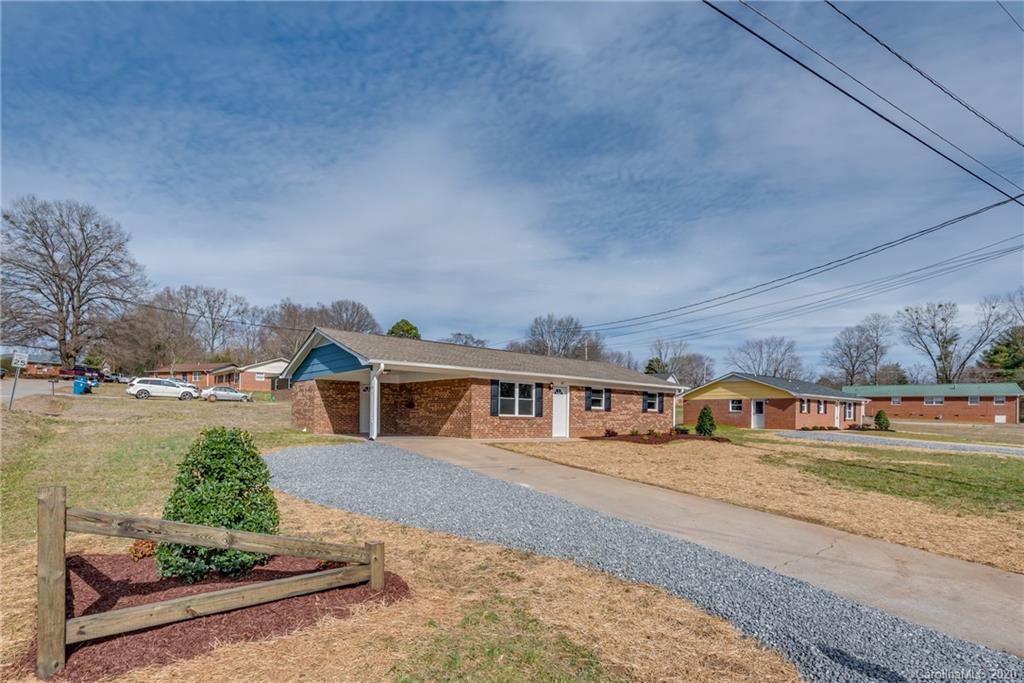 247 Roberson Road Forest City, NC 28043 - Photo 3 of 22 Gallery Image 3
