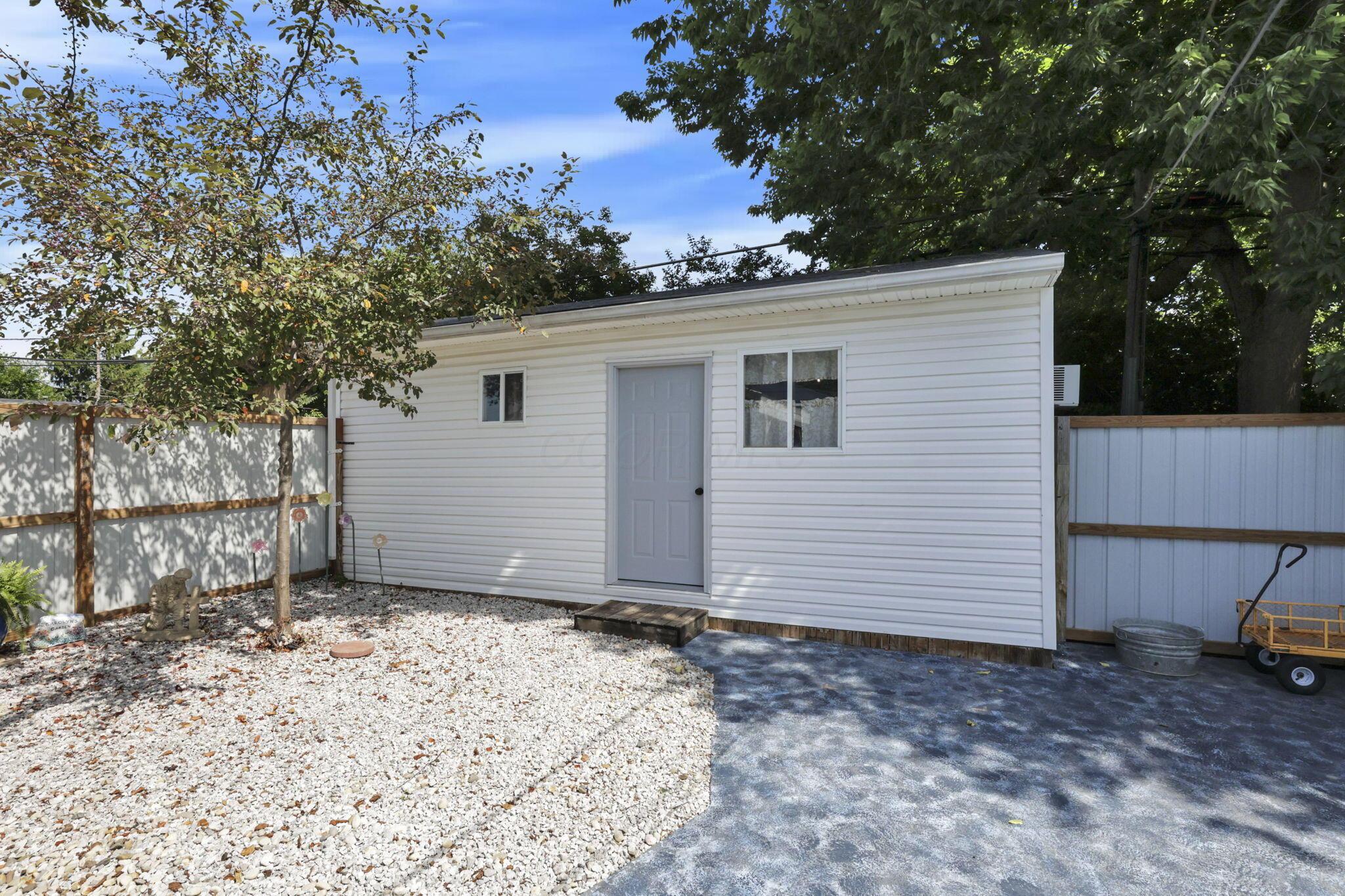 4022 Clabber Road Columbus, OH 43207 - Photo 53 of 64 53-web-or-mls-011A6231