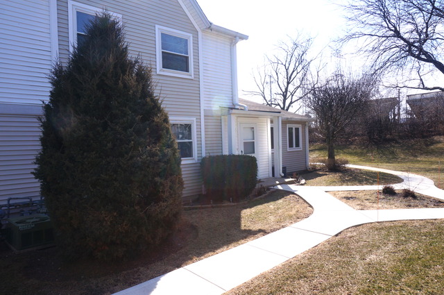 1438 Inverrary Lane Deerfield, IL 60015 - Photo 16 of 18