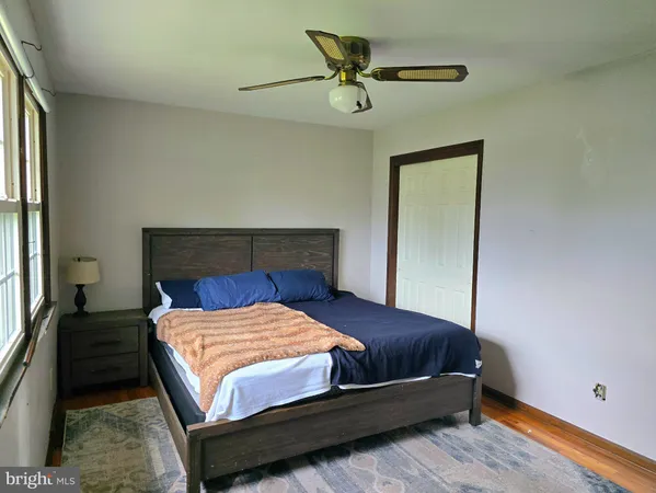$385,000 | 902 Clydesdale Drive, Bear, DE 19701