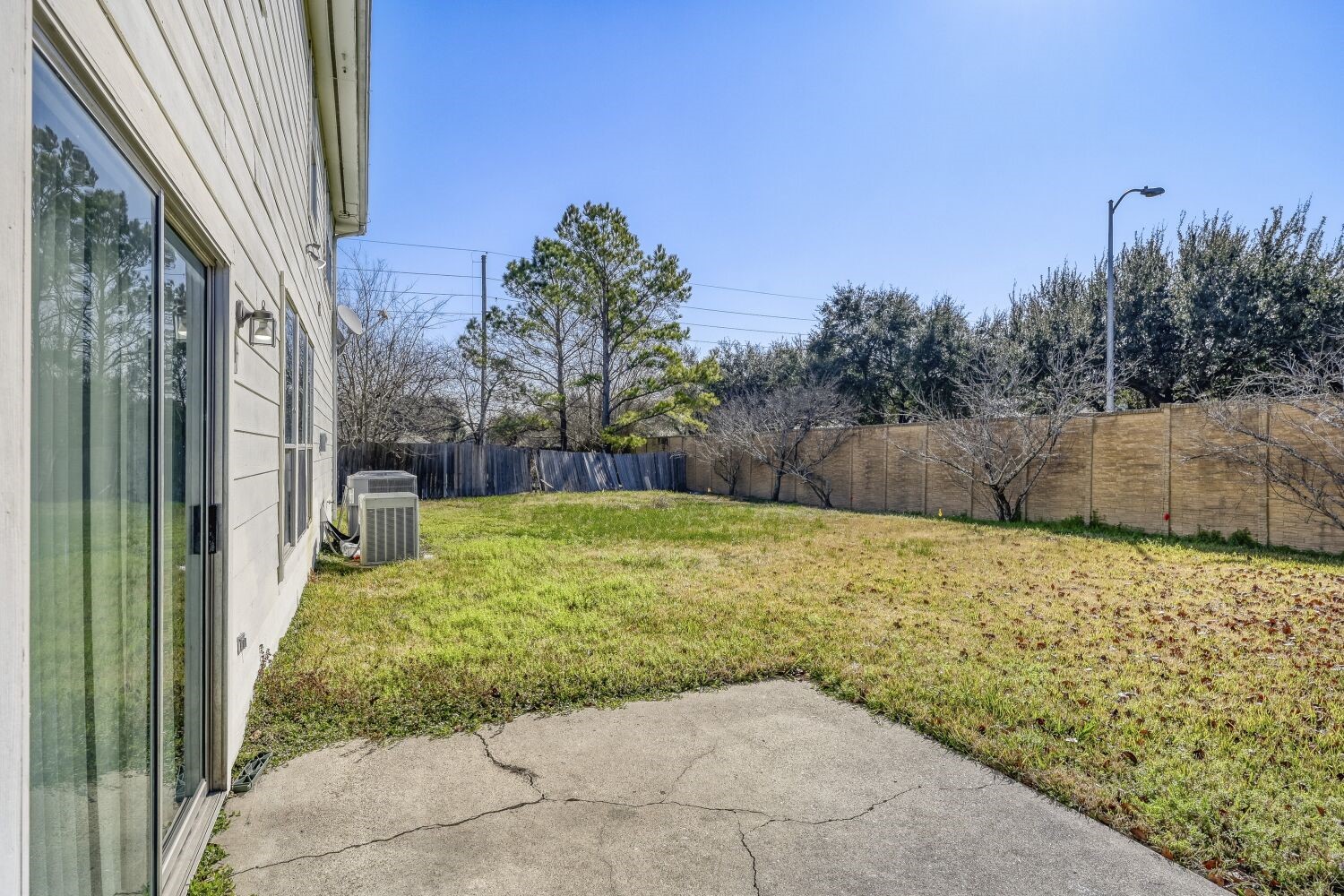 9351 Royal Way Houston, TX 77083 - Photo 22 of 22 Another view of spacious backyard