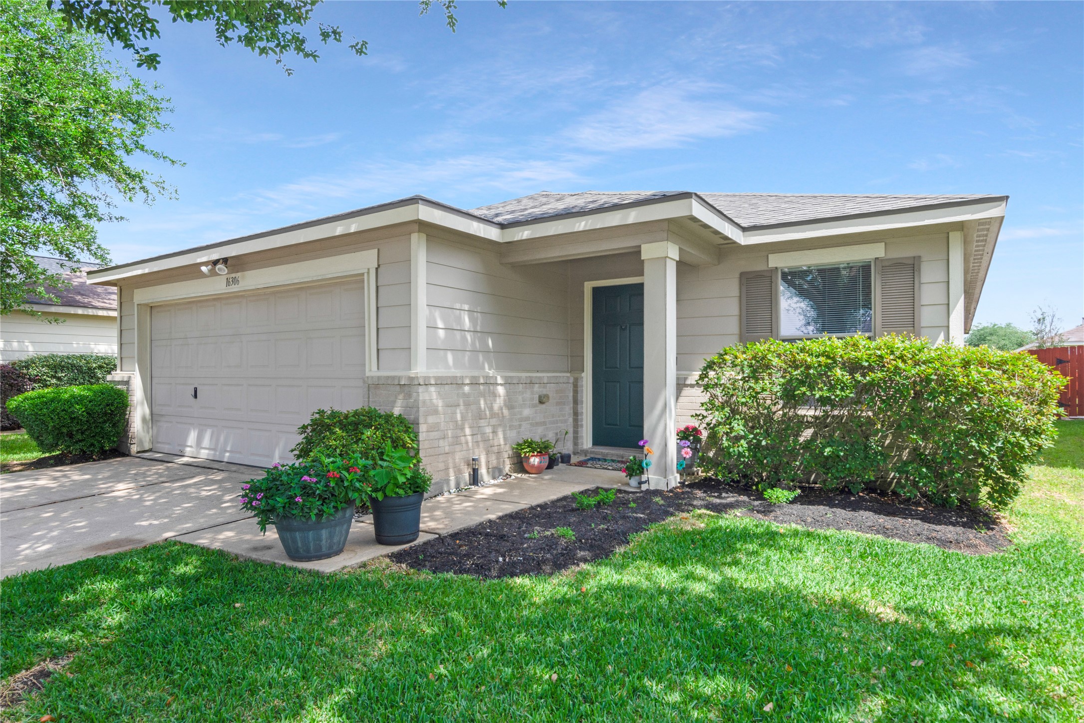 16306 Rustic Stable Lane Cypress, TX 77429 - Photo 10 of 32 Welcome Home to 16306 Rustic Stable Lane!