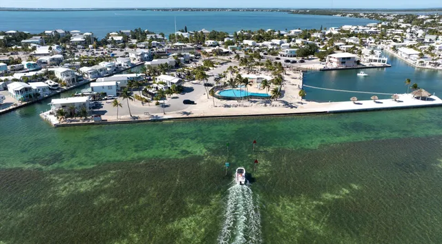 $495,000 | 701 Spanish Main Drive, Unit 182, Cudjoe, FL 33042