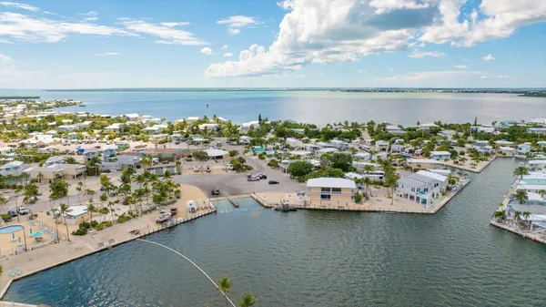 $485,000 | 701 Spanish Main Drive, Unit 182, Cudjoe, FL 33042