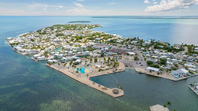 $495,000 | 701 Spanish Main Drive, Unit 182, Cudjoe, FL 33042