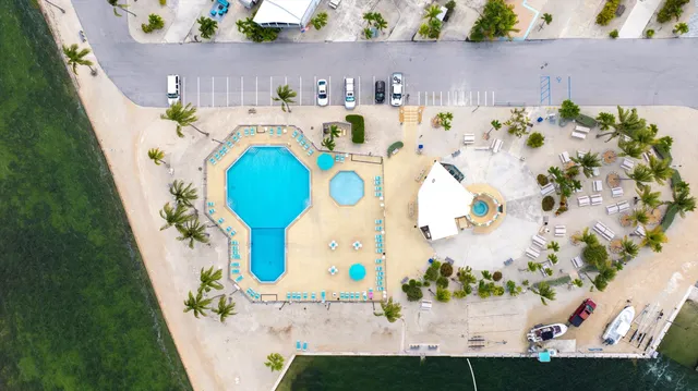 $495,000 | 701 Spanish Main Drive, Unit 182, Cudjoe, FL 33042