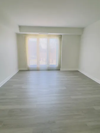 $639,000 | 1671 Mission Hills Road, Unit 201, Northbrook, IL 60062
