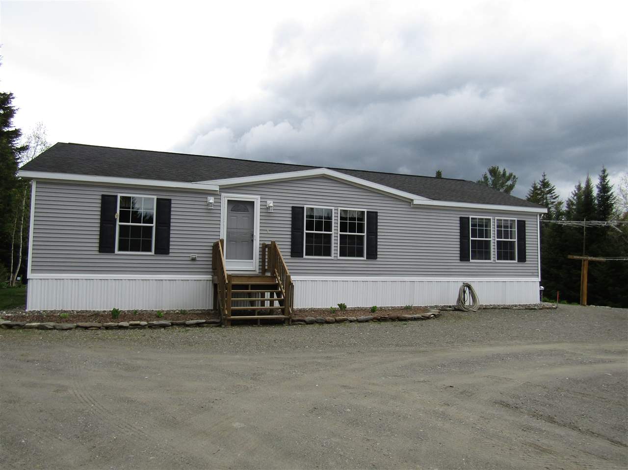 568 East Colebrook Road Colebrook, NH 03576 - Photo 2 of 30
