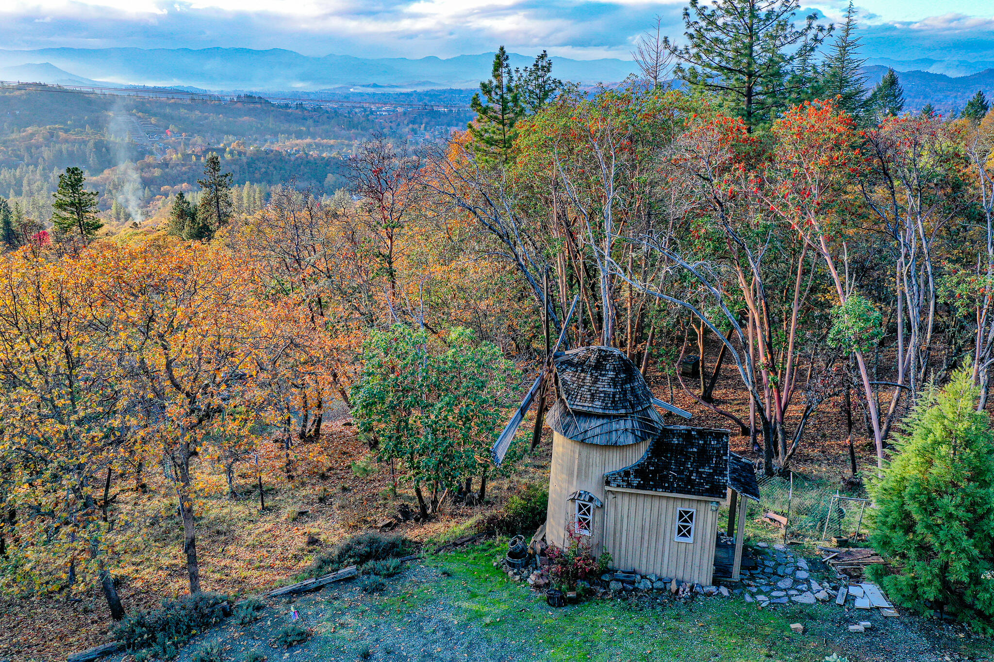 783 Trollview Road Grants Pass, OR 97527 - Photo 11 of 49 DJI_0190