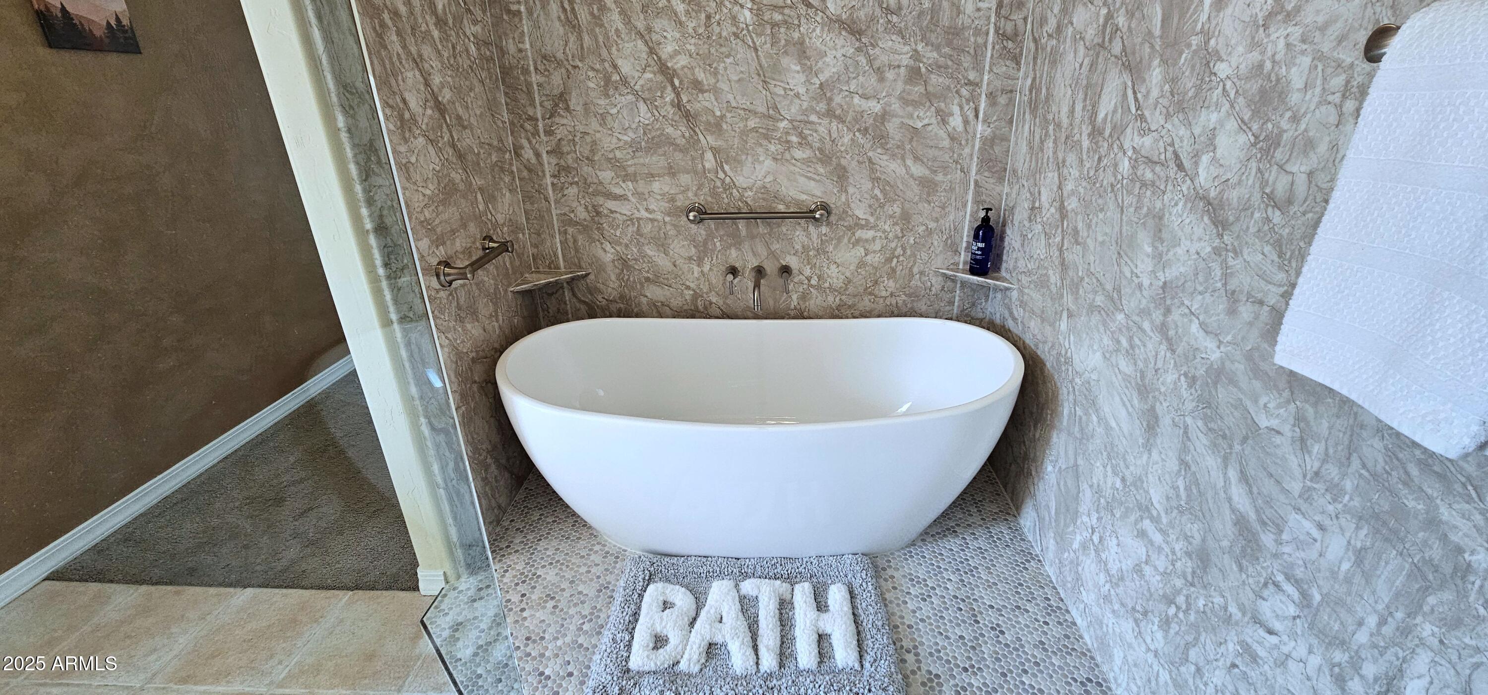 26 Rim Trail Circle Sedona, AZ 86351 - Photo 24 of 37 Primary Bathroom