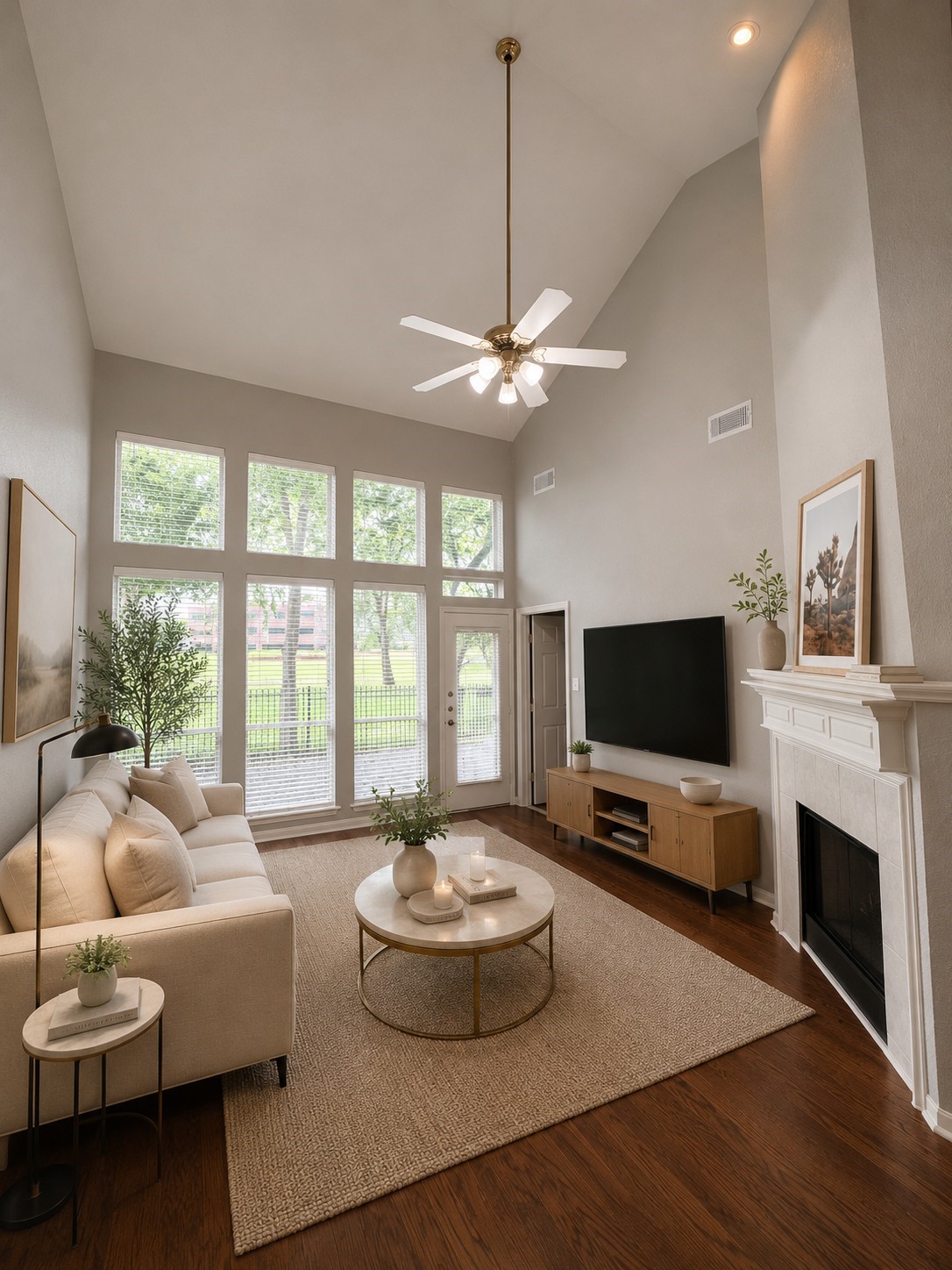 2219 Ridge Wood Lane Sugar Land, TX 77479 - Photo 5 of 22 Virtual picture