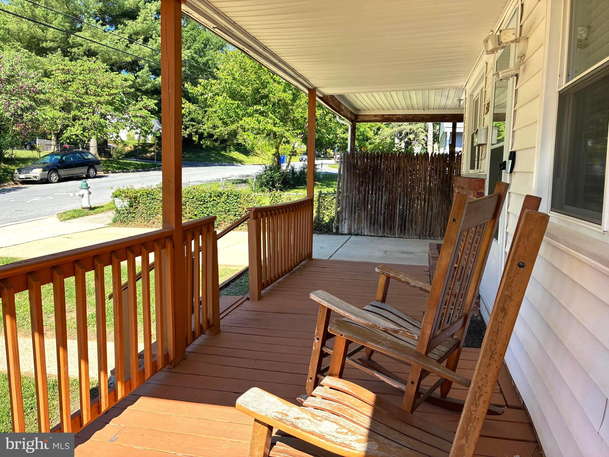 5112 Hollywood Road College Park, MD 20740 - Photo 3 of 28 Front Porch