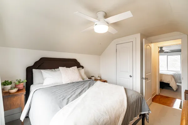 $259,900 | 607 South Oak Park Court, Milwaukee, WI 53214