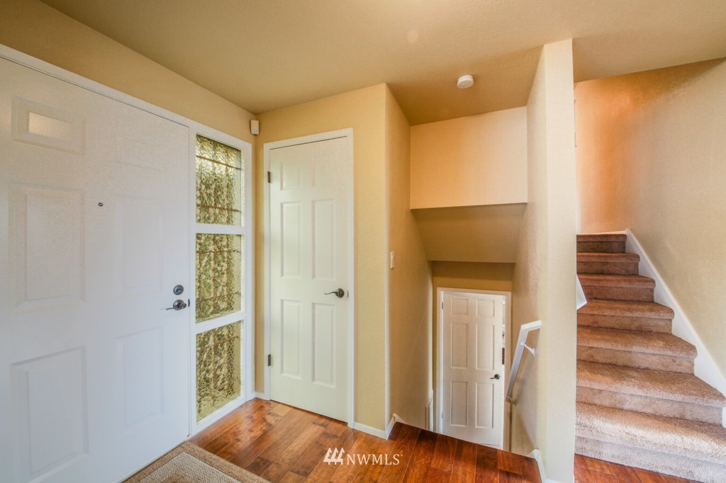 2913 Morris Avenue South Renton, WA 98055 - Photo 5 of 25