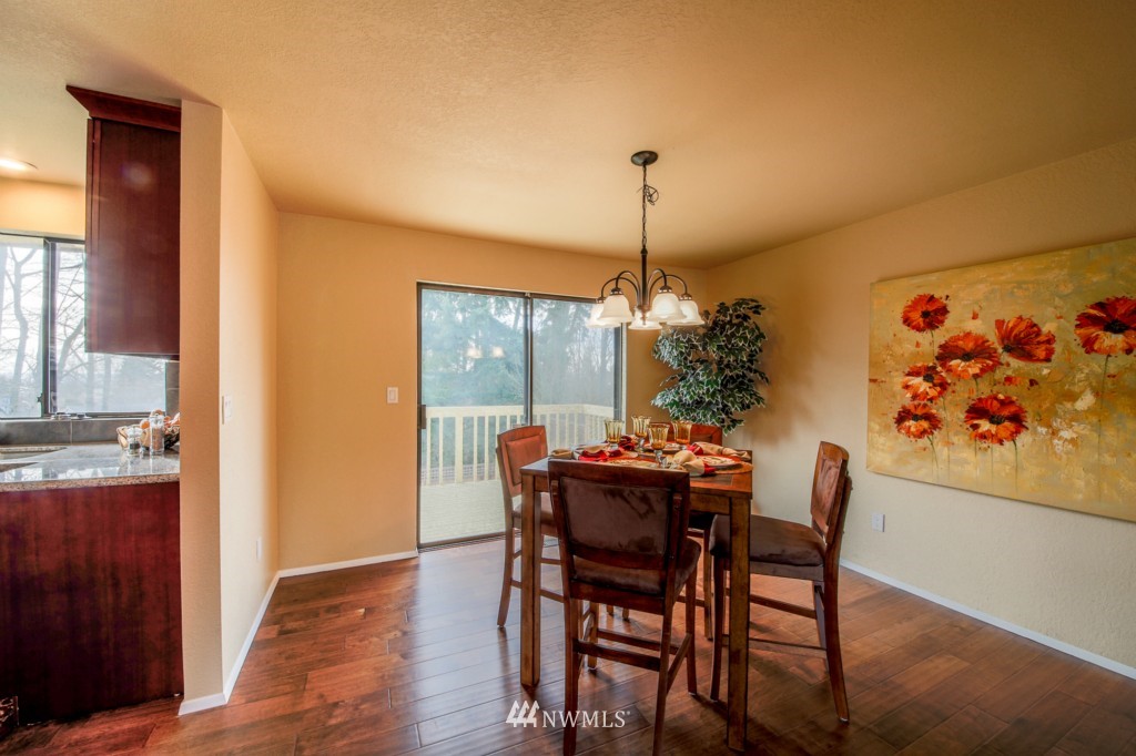 2913 Morris Avenue South Renton, WA 98055 - Photo 8 of 25
