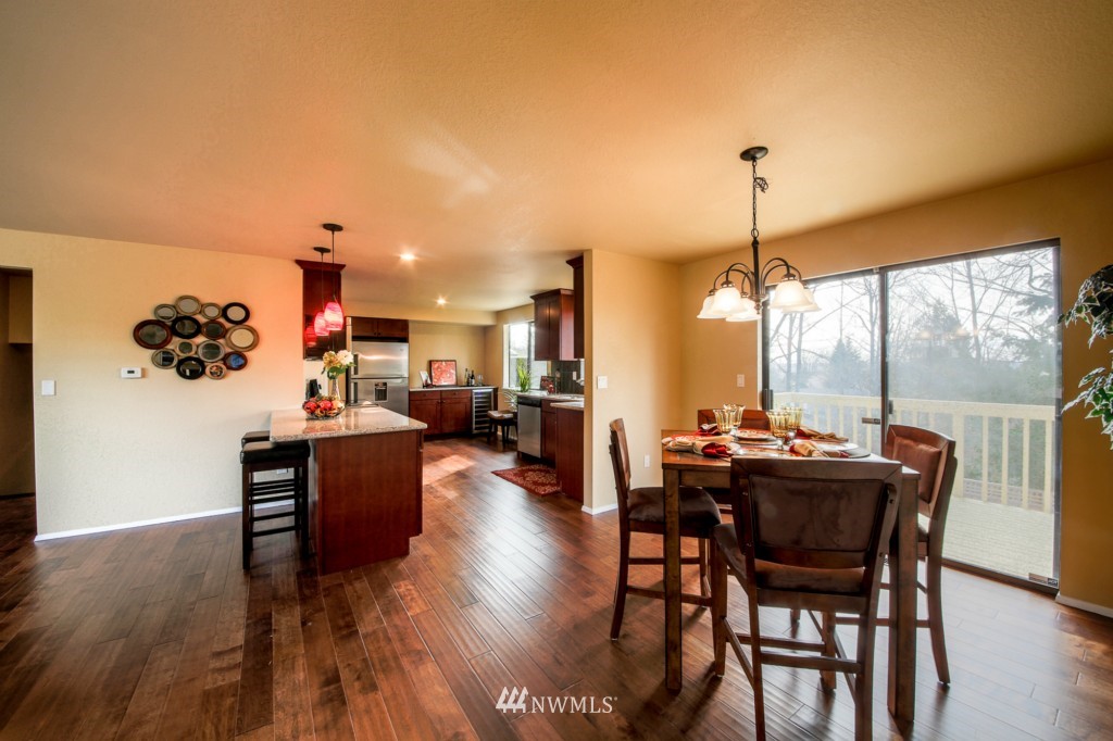 2913 Morris Avenue South Renton, WA 98055 - Photo 9 of 25