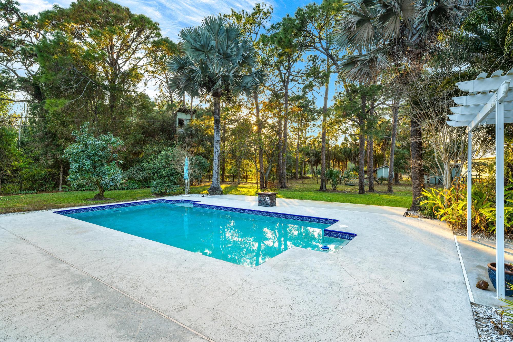 19150 Southeast Jupiter Road Jupiter, FL 33458 - Photo 28 of 57 Pool