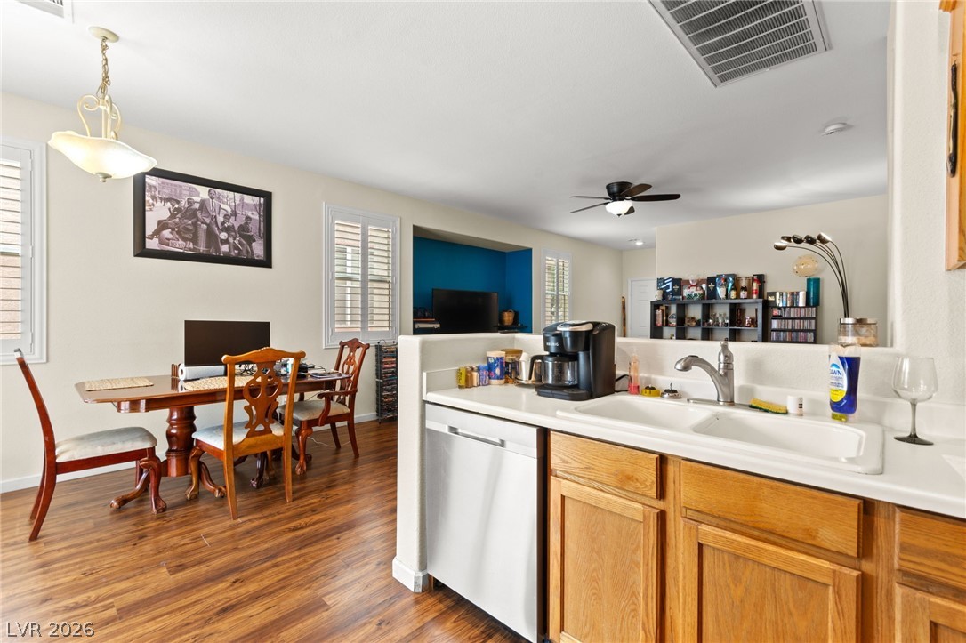 474 Groft Way Henderson, NV 89015 - Photo 14 of 37 Gallery Image 14