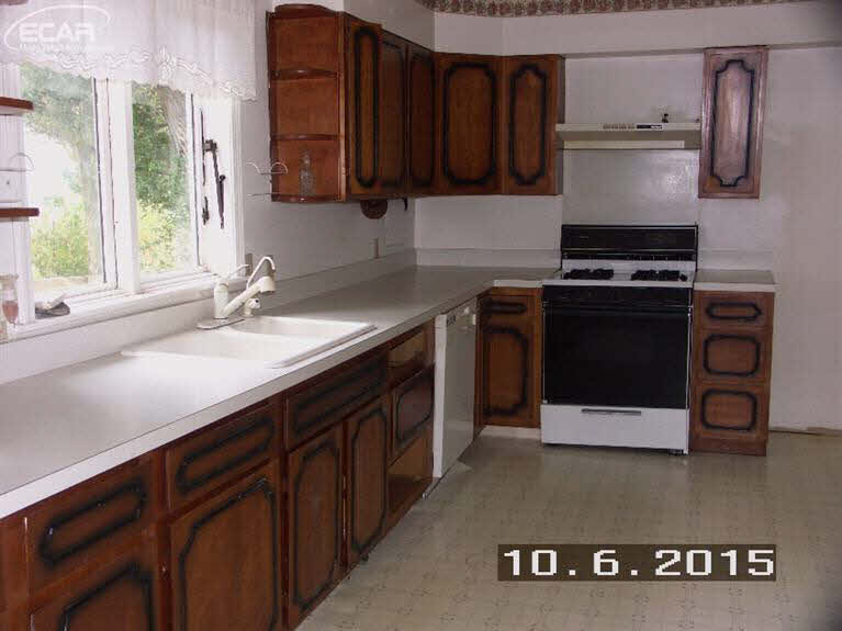 5521 Hollenbeck Road Columbiaville, MI 48421 - Photo 10 of 22 20436976-9.JPG