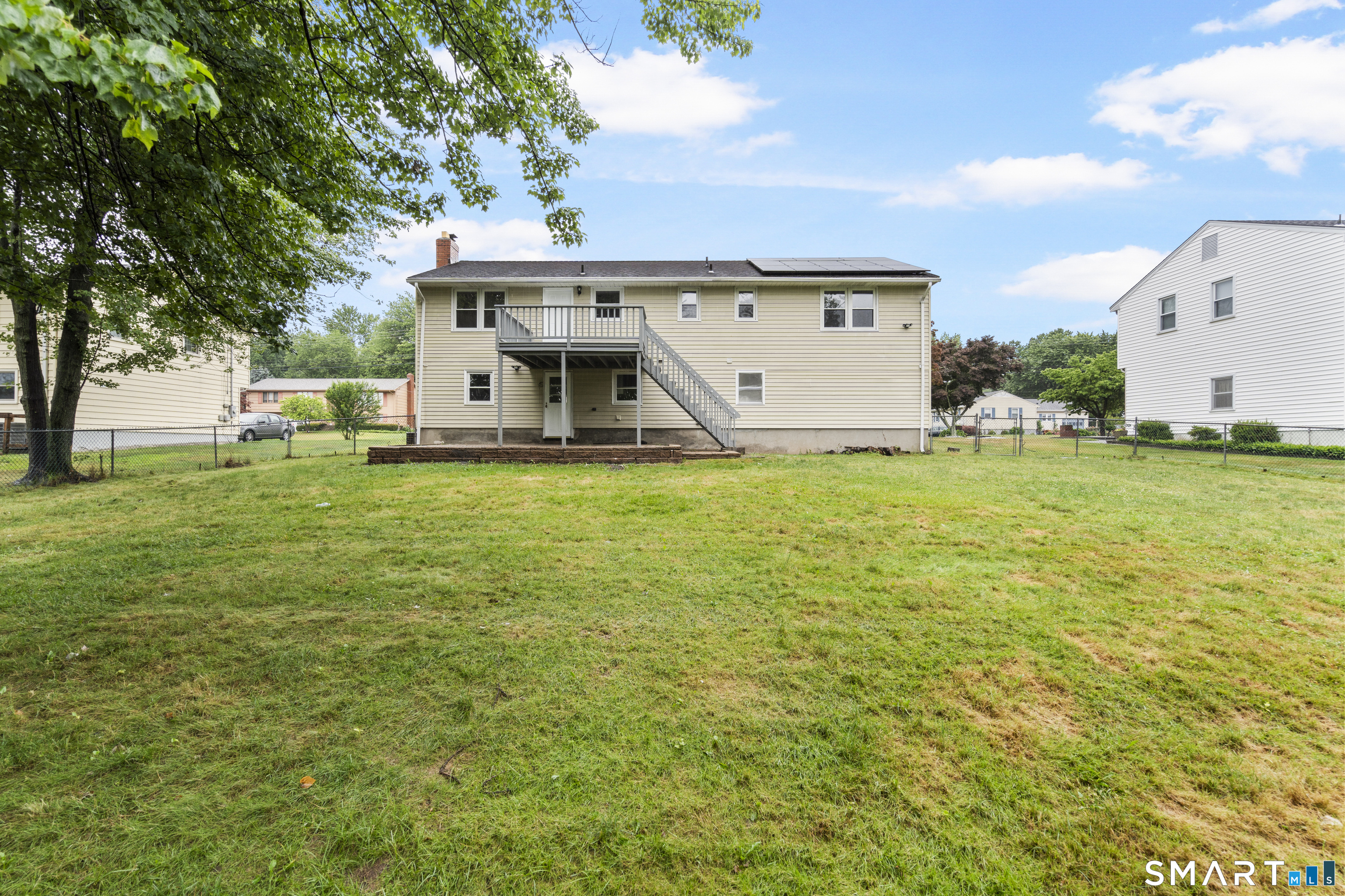 70 Ridge Crest Circle Wethersfield, CT 06109 - Photo 2 of 9